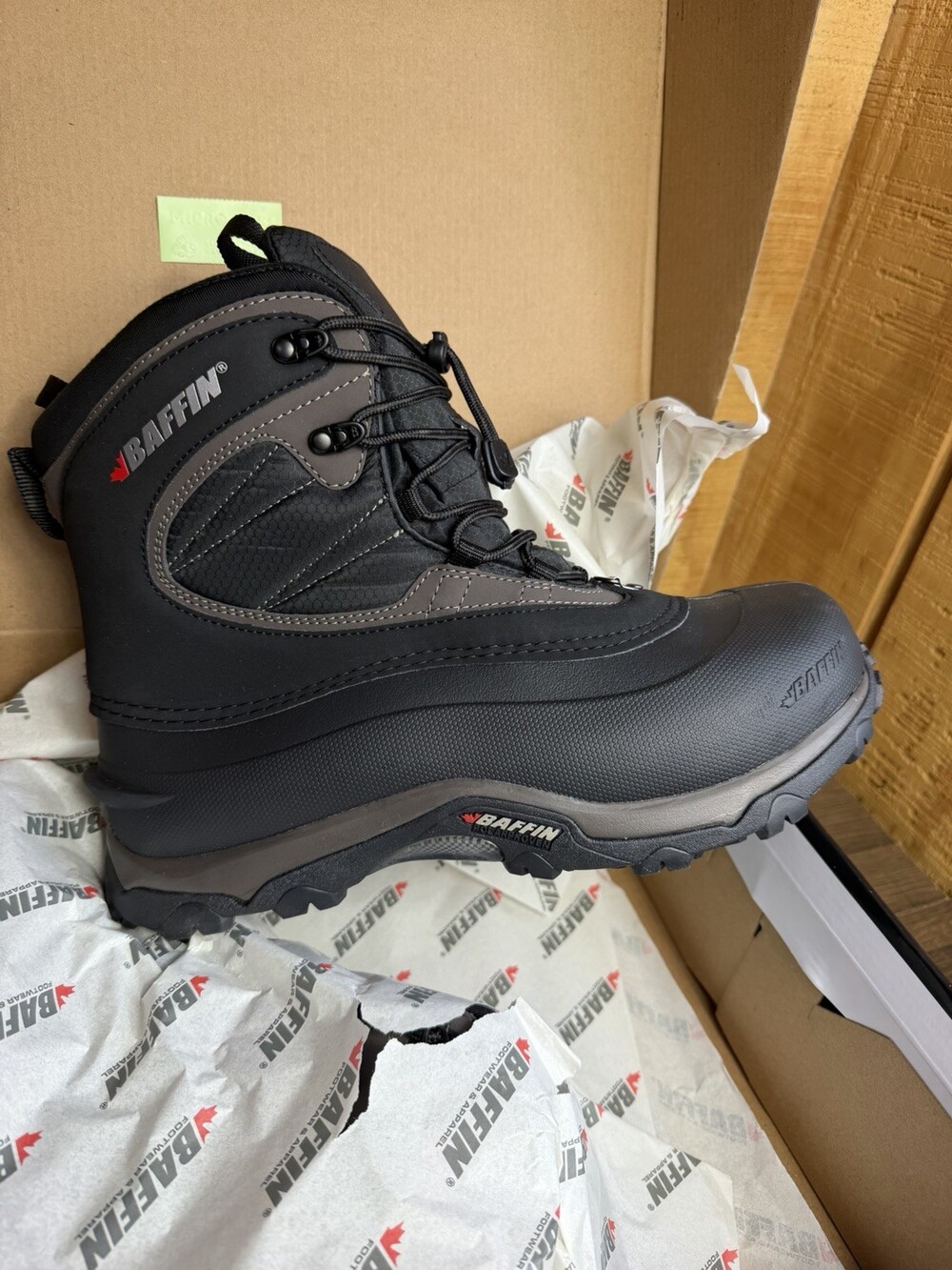 Baffin YOHO BLACK/BROWN MEN'S STYLE COLOR DIM LITE-M003 BAW AAA 1. SIZE 10
